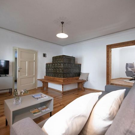 Meznarija Radovljica Apartamento Exterior foto
