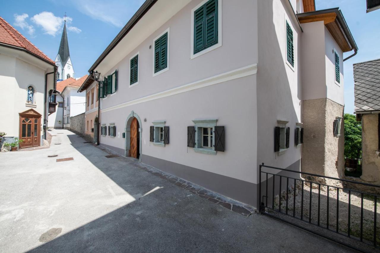 Meznarija Radovljica Apartamento Exterior foto