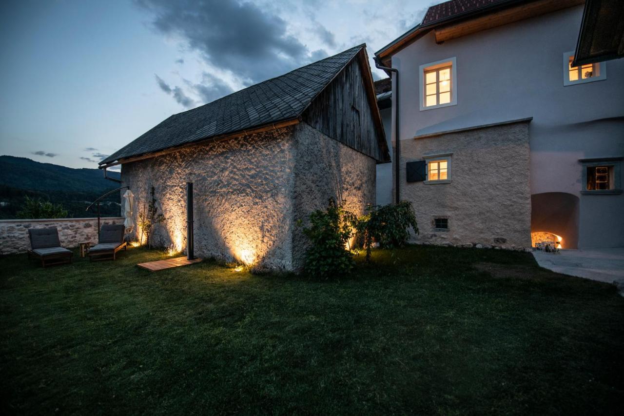 Meznarija Radovljica Apartamento Exterior foto