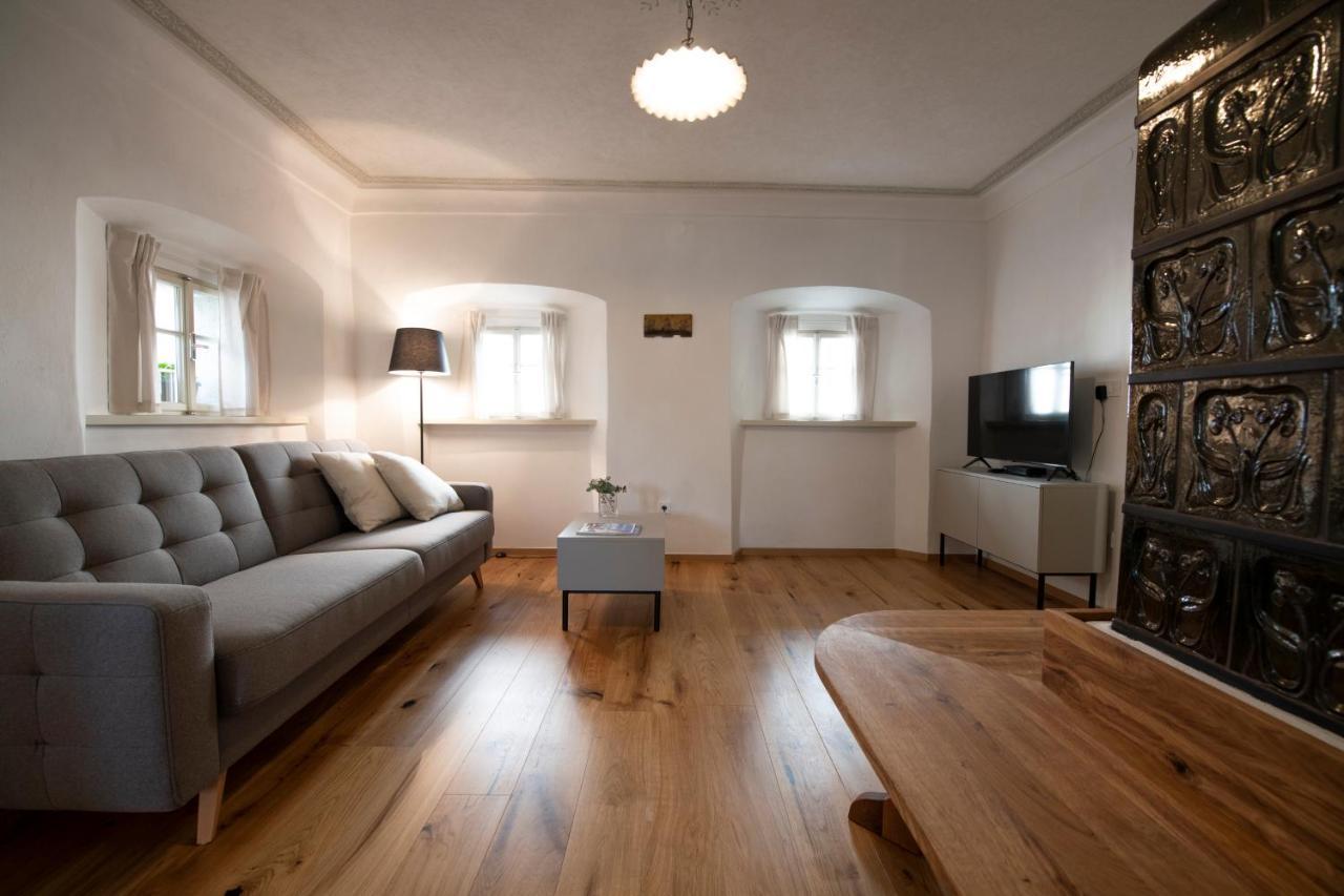 Meznarija Radovljica Apartamento Exterior foto